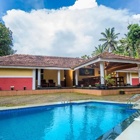 Chandragiri Wayanad Pool Bungalow By Voye Homes Vaduvanchal ภายนอก รูปภาพ
