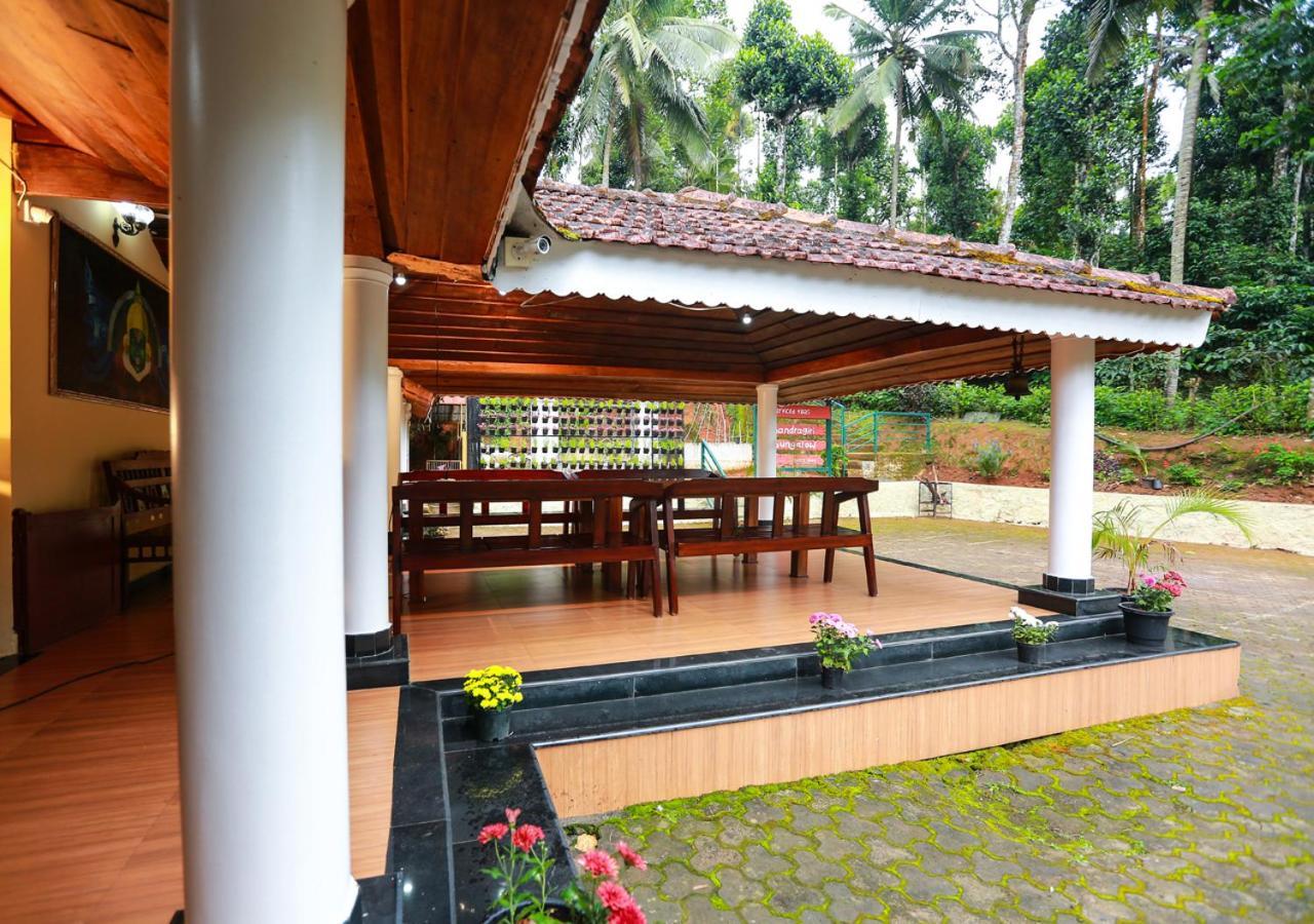 Chandragiri Wayanad Pool Bungalow By Voye Homes Vaduvanchal ภายนอก รูปภาพ