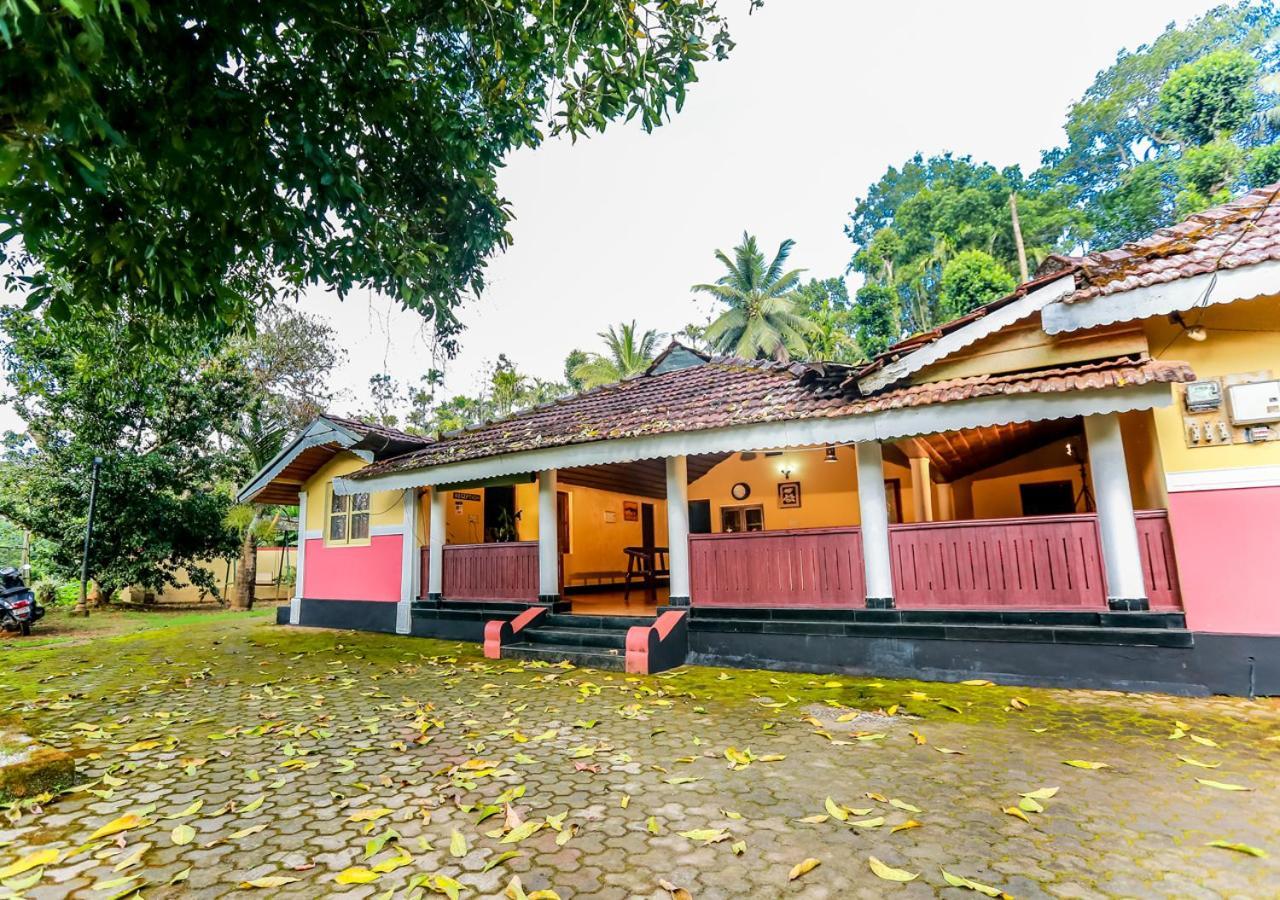 Chandragiri Wayanad Pool Bungalow By Voye Homes Vaduvanchal ภายนอก รูปภาพ