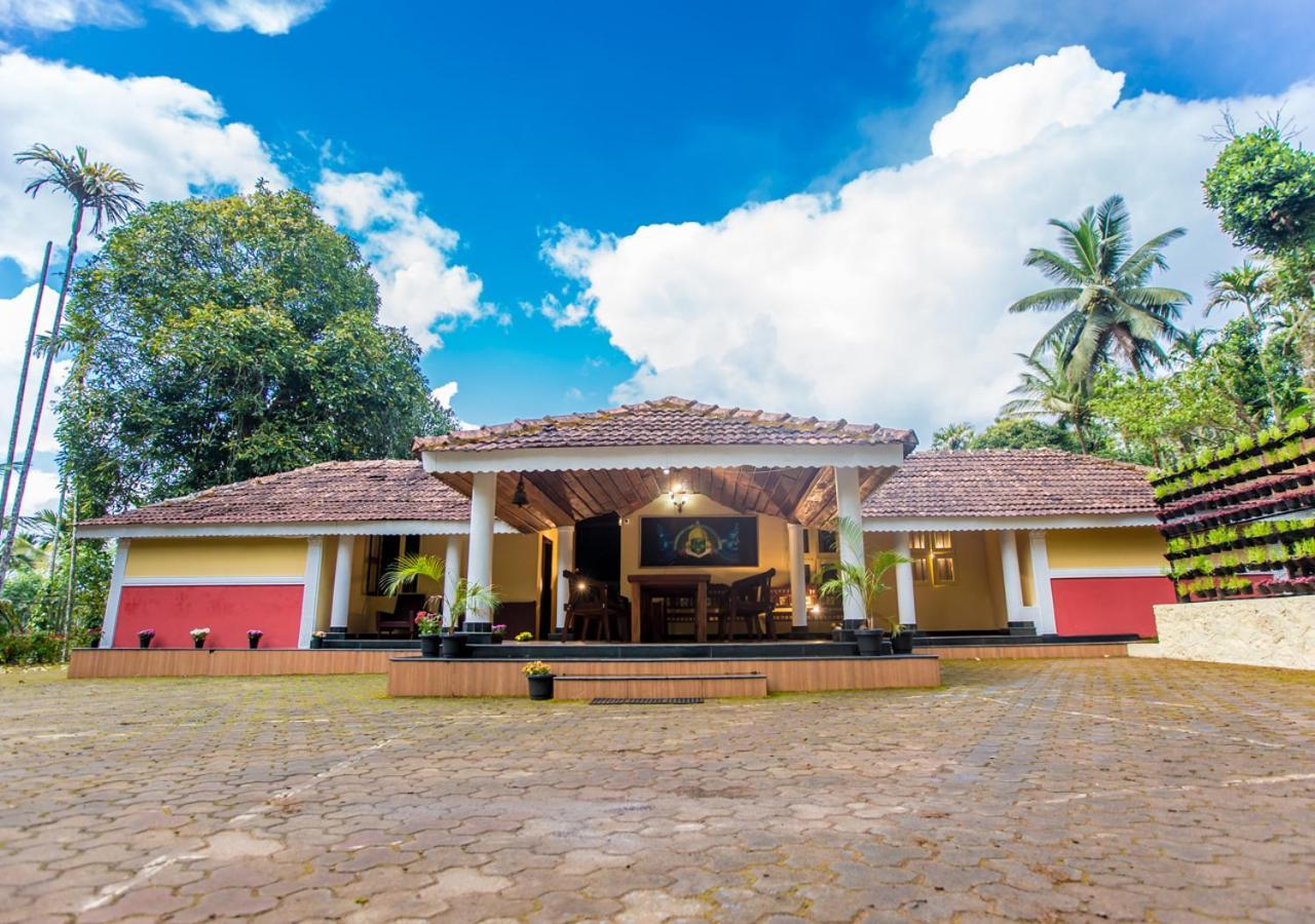 Chandragiri Wayanad Pool Bungalow By Voye Homes Vaduvanchal ภายนอก รูปภาพ