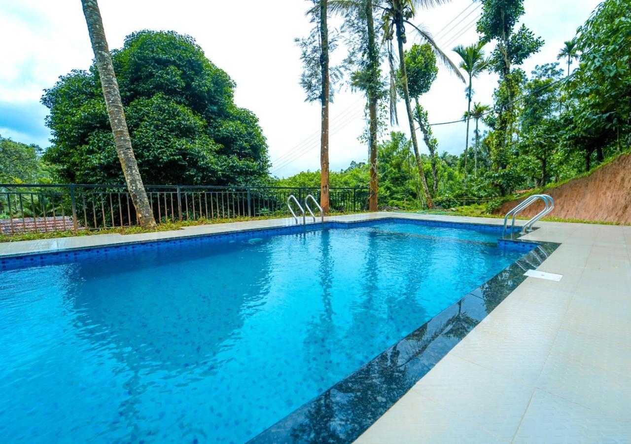 Chandragiri Wayanad Pool Bungalow By Voye Homes Vaduvanchal ภายนอก รูปภาพ
