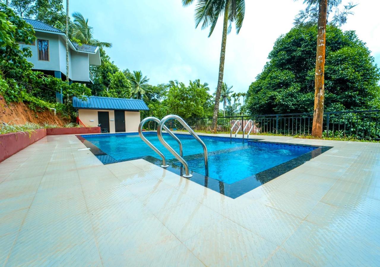 Chandragiri Wayanad Pool Bungalow By Voye Homes Vaduvanchal ภายนอก รูปภาพ