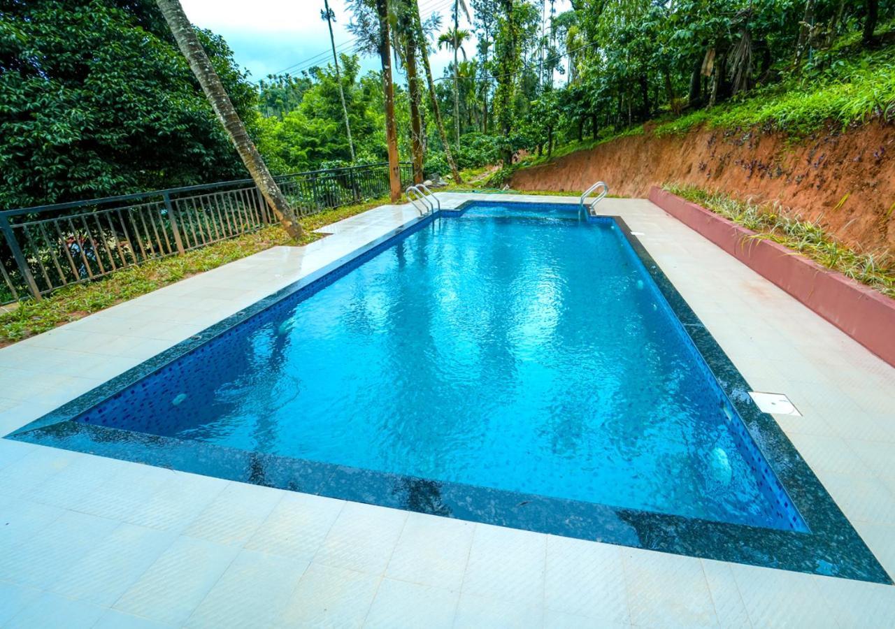 Chandragiri Wayanad Pool Bungalow By Voye Homes Vaduvanchal ภายนอก รูปภาพ