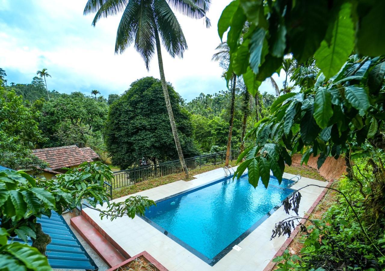 Chandragiri Wayanad Pool Bungalow By Voye Homes Vaduvanchal ภายนอก รูปภาพ