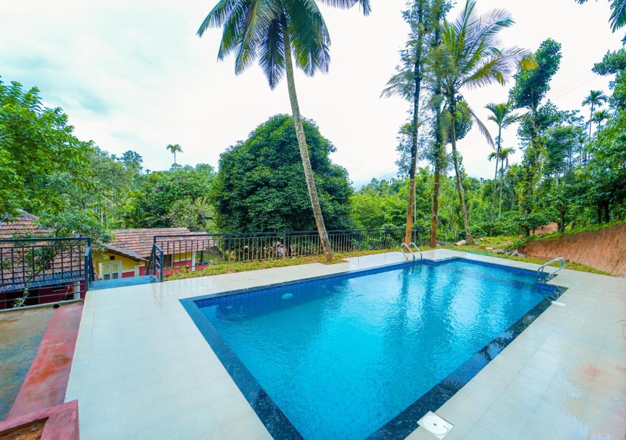 Chandragiri Wayanad Pool Bungalow By Voye Homes Vaduvanchal ภายนอก รูปภาพ